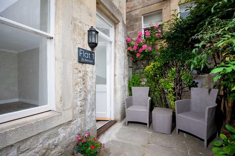 2 bedroom apartment to rent, Belmont, Bath