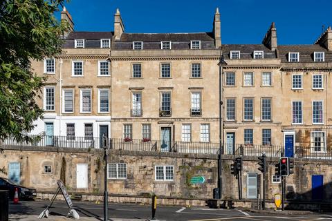 2 bedroom apartment to rent, Walcot Parade