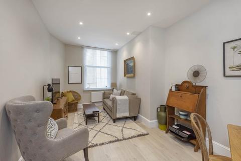 2 bedroom apartment to rent, Flat 2, 12 Union Passage