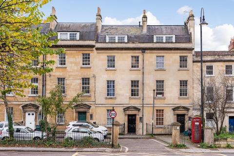 1 bedroom flat to rent, Kensington Place, Bath BA1