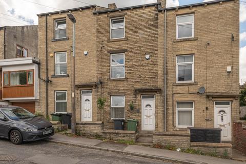 3 bedroom terraced house for sale, Richardson Street, Oakenshaw BD12