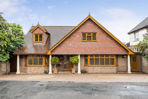 4 bedroom detached house for sale, Graham Avenue, Patcham, Brighton