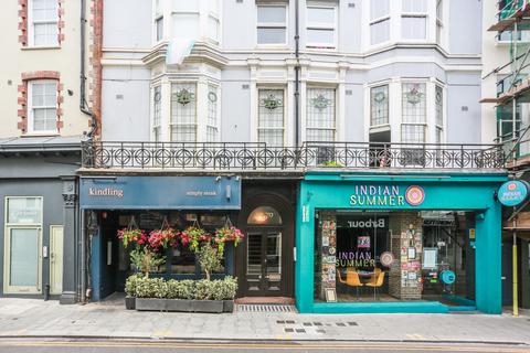 2 bedroom flat to rent, East Street, Brighton, BN1