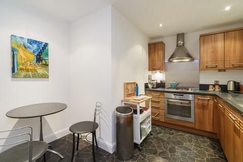 2 bedroom apartment to rent, Crown Street, Aberdeen