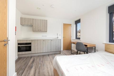 Studio to rent, Livingstone Road, Bath, Somerset, BA2
