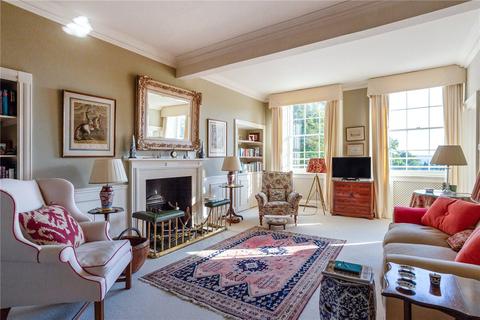 2 bedroom apartment to rent, Sion Hill Place, Bath, BA1