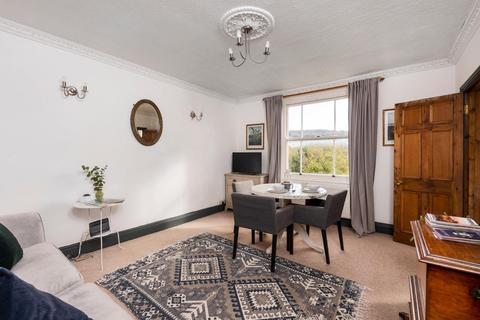 1 bedroom flat to rent, Kensington Place, Bath BA1