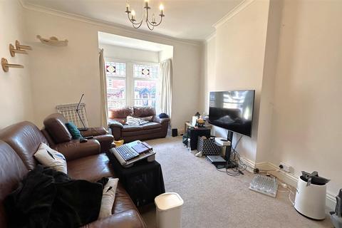 3 bedroom end of terrace house for sale, Ashmore Road, Birmingham B30
