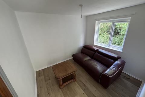 3 bedroom flat to rent, Roman Way, Birmingham B15
