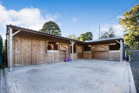 3 bedroom equestrian property for sale, Upper Pikeley Farm, Allerton, Bradford