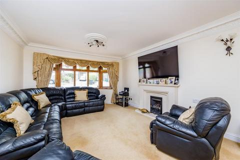 4 bedroom detached house for sale, Graham Avenue, Patcham, Brighton