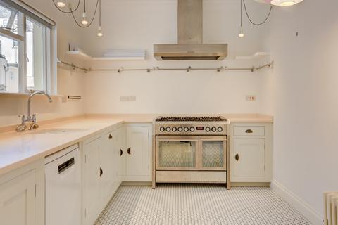 3 bedroom flat to rent, Lansdowne Place, Hove, BN3