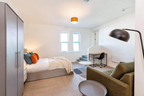 Studio to rent, Moorland Road, Bath, Somerset, BA2