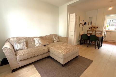 3 bedroom terraced house for sale, Gentian Close, Birmingham B31