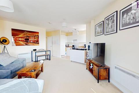 2 bedroom apartment for sale, Crown Apartments, Newhall Park Drive, Bradford