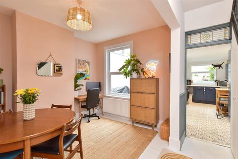 3 bedroom terraced house for sale, Bonchurch Road, Brighton, East Sussex