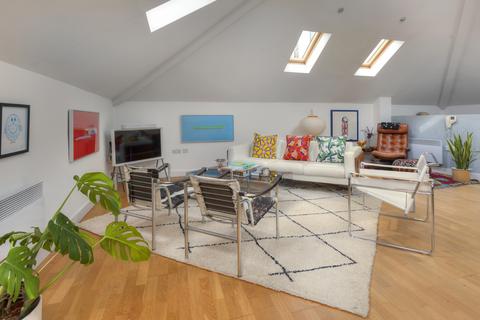 3 bedroom flat for sale, Holland Road, Hove, BN3