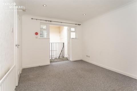 1 bedroom flat to rent, Pavilion Parade, Brighton