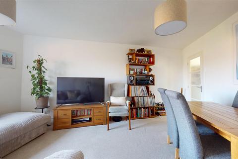 2 bedroom flat for sale, County Street, Totterdown, Bristol