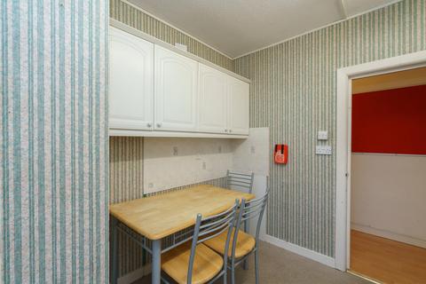 3 bedroom apartment to rent, Willowbank Road Flat D, Aberdeen