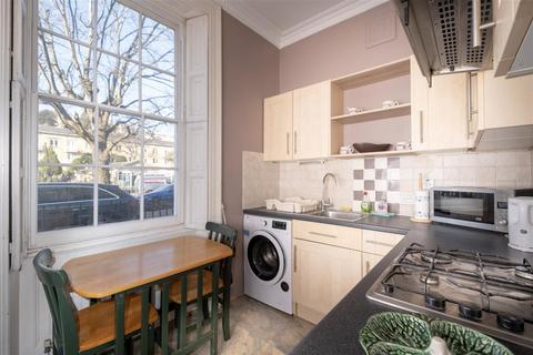 Studio for sale, Kensington Place, Bath BA1