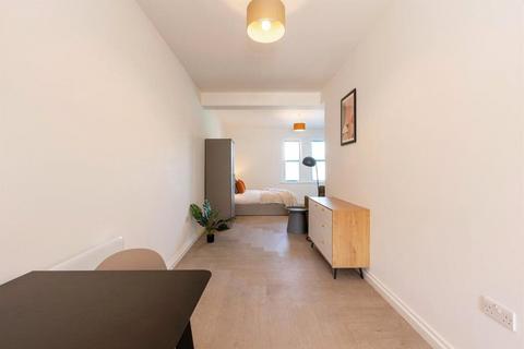 Studio to rent, Moorland Road, Bath, Somerset, BA2