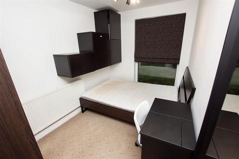 2 bedroom apartment to rent, Seymour Close, Birmingham B29