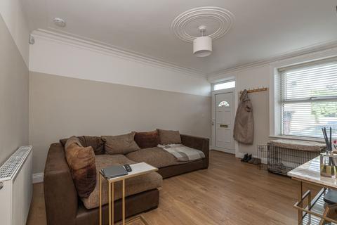 3 bedroom terraced house for sale, Richardson Street, Oakenshaw BD12