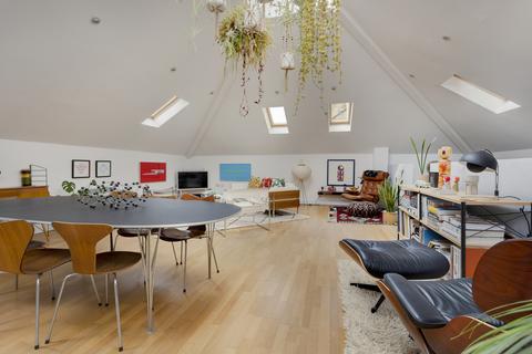 3 bedroom flat for sale, Holland Road, Hove, BN3