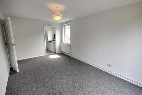 2 bedroom flat to rent, London Road, Patcham