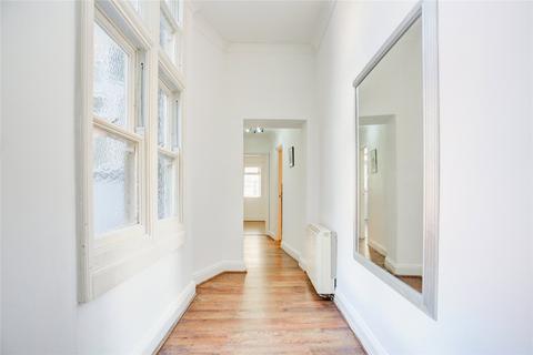 2 bedroom flat to rent, East Street, Brighton, BN1