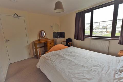 4 bedroom flat to rent, Gallowgate, Aberdeen, AB25