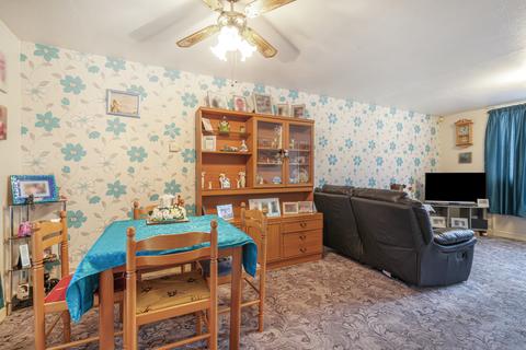 3 bedroom end of terrace house for sale, Walwyn Close, Somerset BA2
