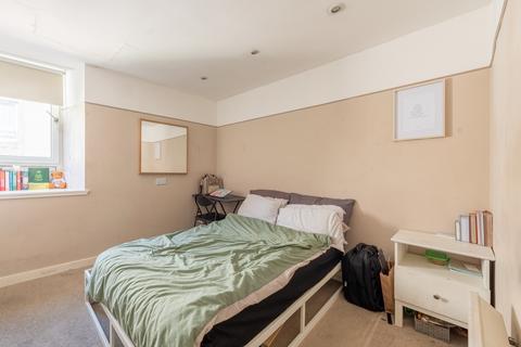 2 bedroom flat for sale, Holburn Street, Aberdeen AB10