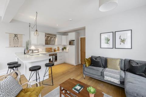 2 bedroom apartment to rent, Flat 2,11 Union Passage, Bath