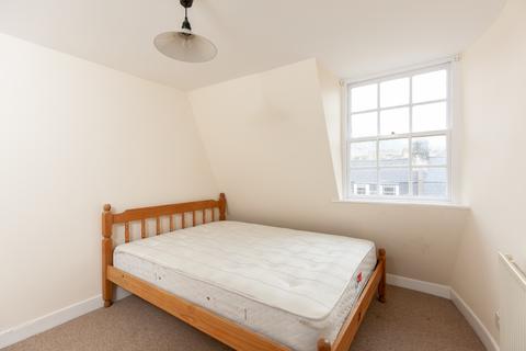 2 bedroom flat to rent, Brunswick Place, Bath, BA1