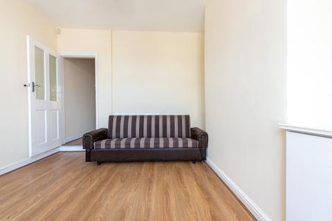 3 bedroom terraced house for sale, Warwick Road, Tyseley B11
