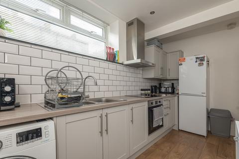 3 bedroom terraced house for sale, Richardson Street, Oakenshaw BD12