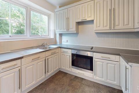 2 bedroom townhouse for sale, Hoyle Court Avenue, Baildon