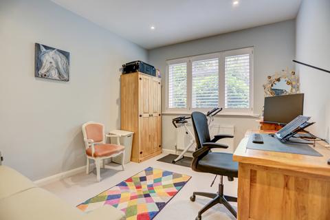 2 bedroom flat to rent, Lansdowne Road, Hove, BN3