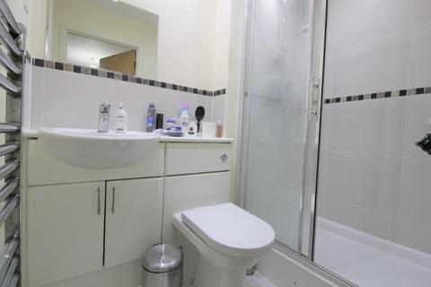3 bedroom flat to rent, Fleet Street, City Centre, Brighton, BN1