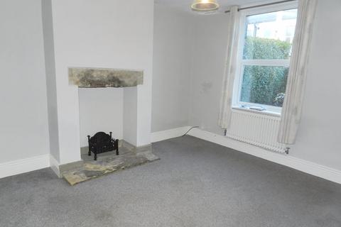 2 bedroom terraced house to rent, Broomfield Place, Leeds