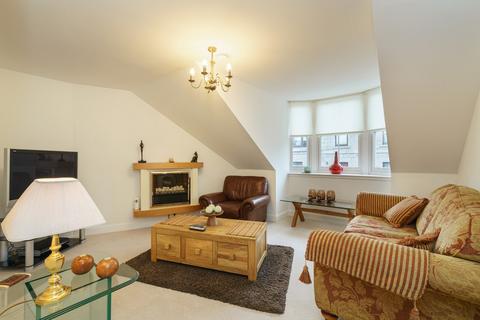 2 bedroom apartment to rent, Crown Street, Aberdeen