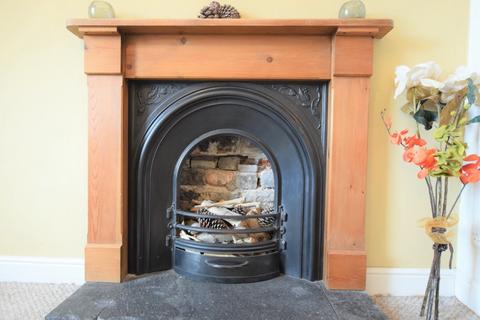 1 bedroom flat to rent, Skene Square, Rosemount, Aberdeen, AB25