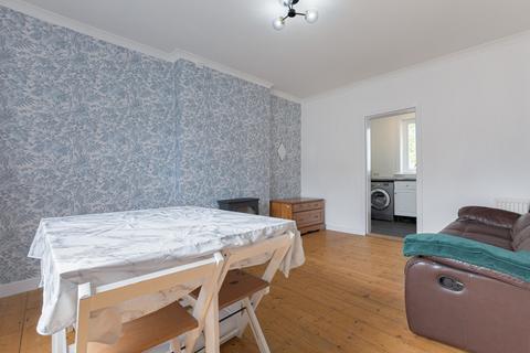 2 bedroom flat to rent, Middlefield Terrace, Aberdeen