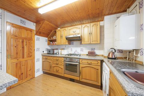 3 bedroom end of terrace house for sale, Walwyn Close, Somerset BA2